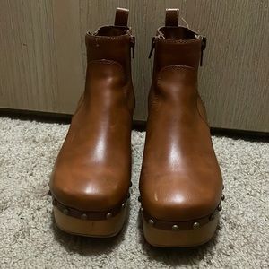 Brown Booties Memory Foam Size 7